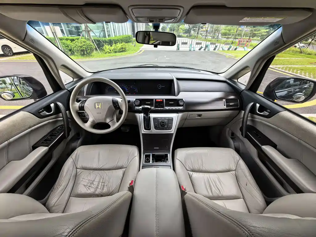 Honda Elysion — миниатюра 17