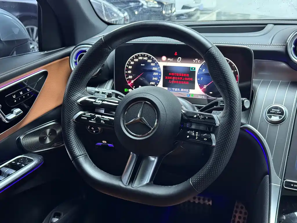 Mercedes-Benz GLC — миниатюра 9