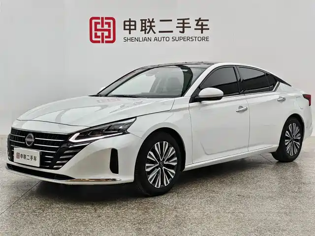 NISSAN TEANA