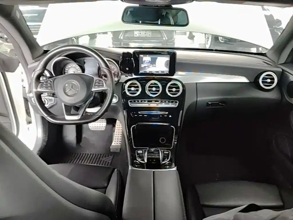 Mercedes-Benz C-Class (Import) — миниатюра 10