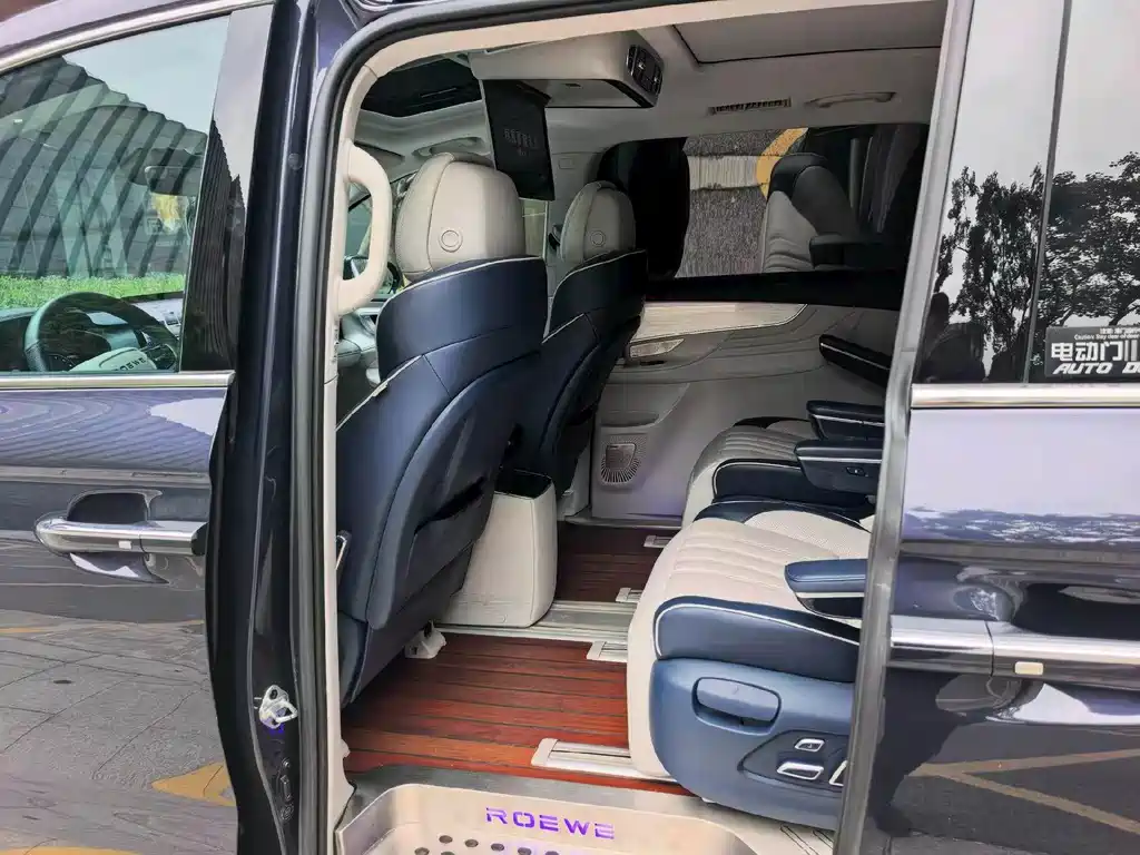 Roewe iMAX8 — миниатюра 5