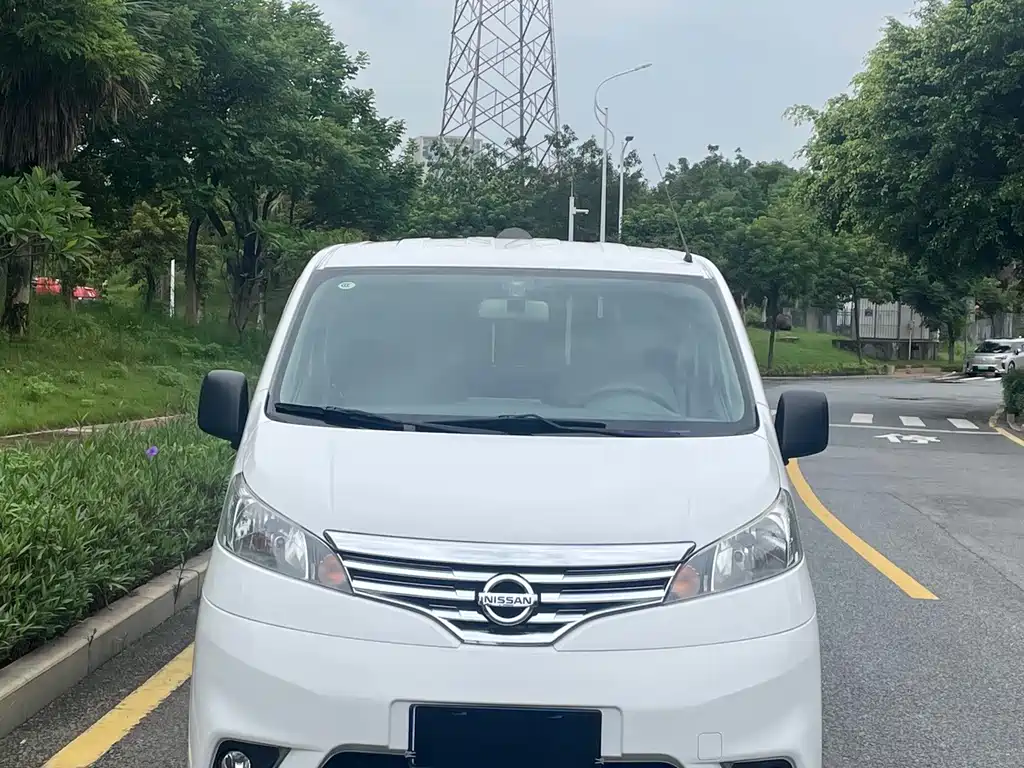 Nissan NV200 — миниатюра 2