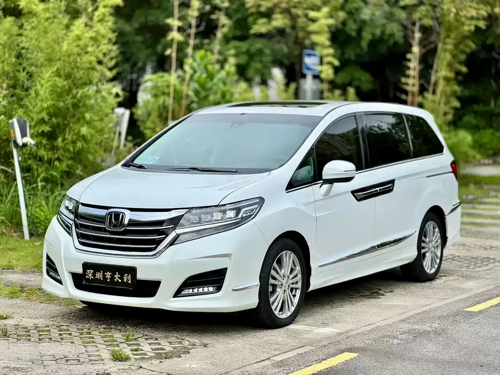 Honda Elysion — миниатюра 3