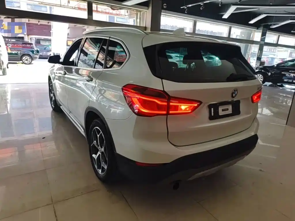 BMW X1 — миниатюра 5