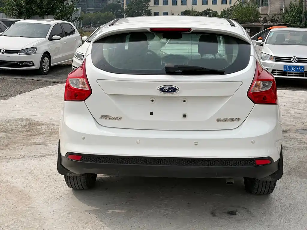 Ford Focus — миниатюра 6