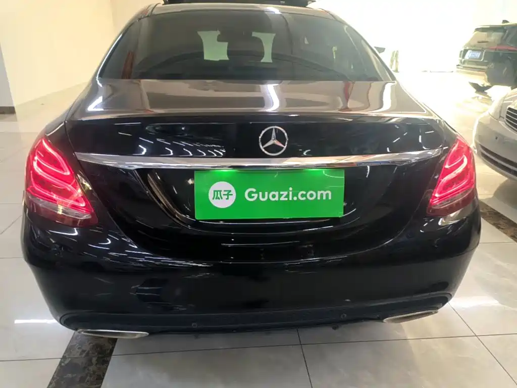 Mercedes-Benz C-Class — миниатюра 6