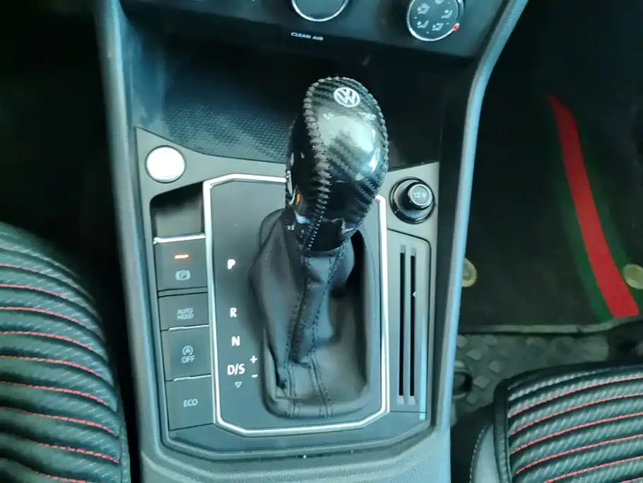 Volkswagen Lavida — миниатюра 16