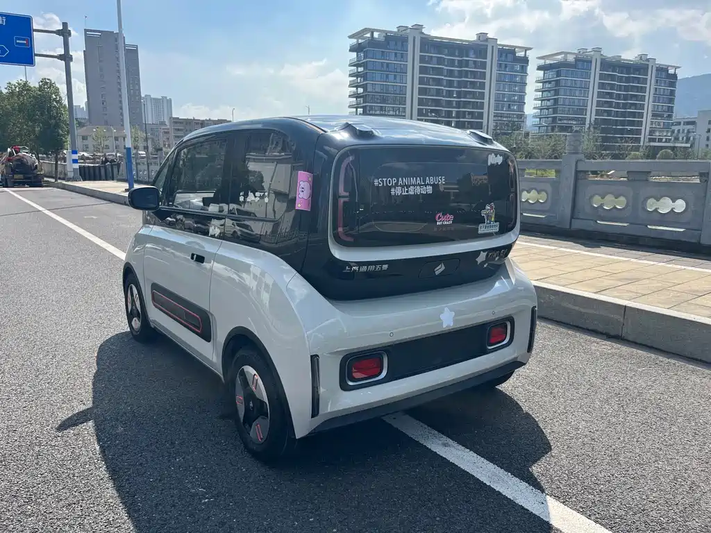 Baojun KiWi EV — миниатюра 6