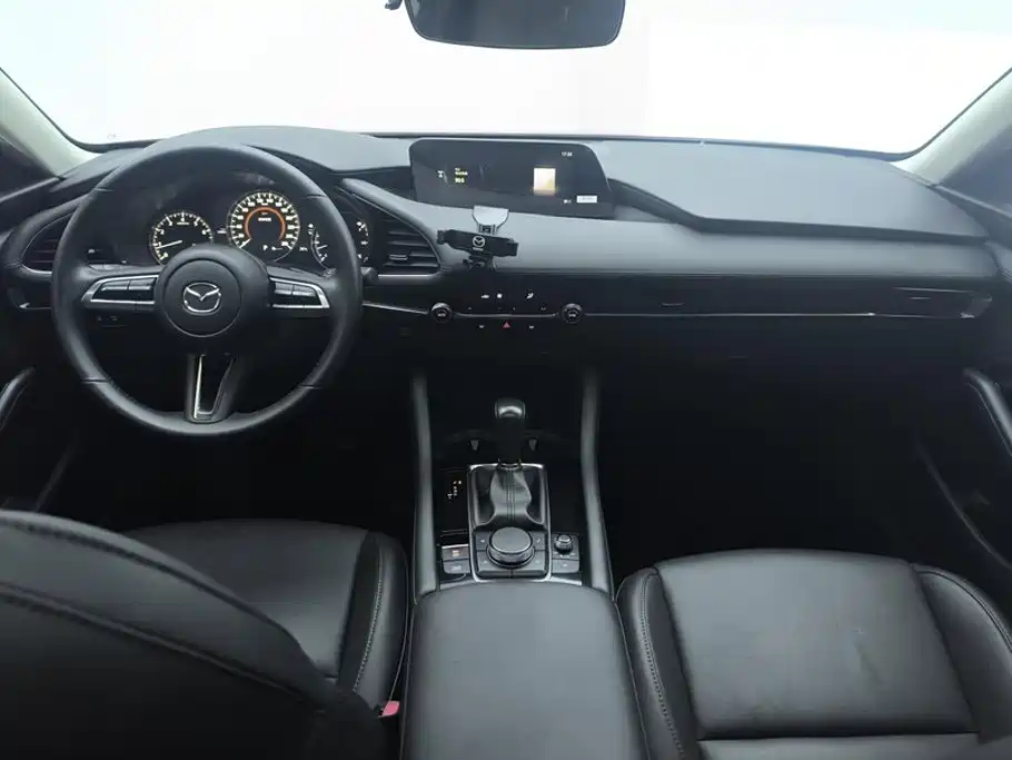 Mazda 3 Axela — миниатюра 12