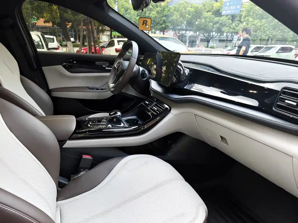 BYD Qin PLUS — миниатюра 8