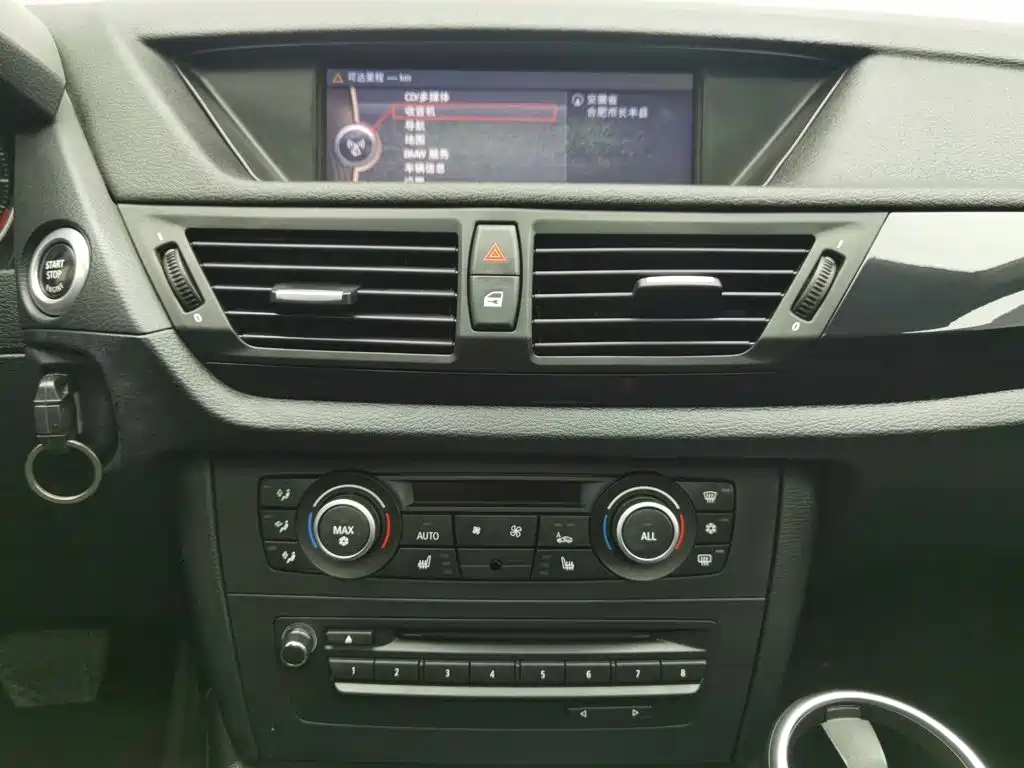 BMW X1 (Import) — миниатюра 12
