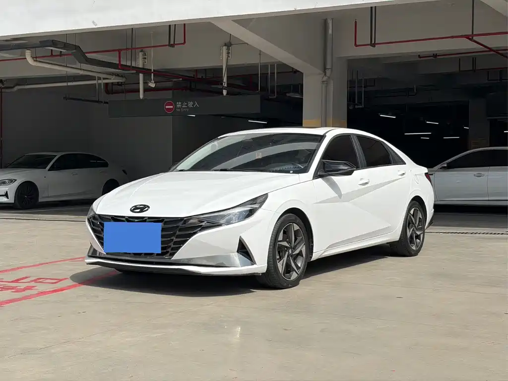 Hyundai Elantra — миниатюра 2