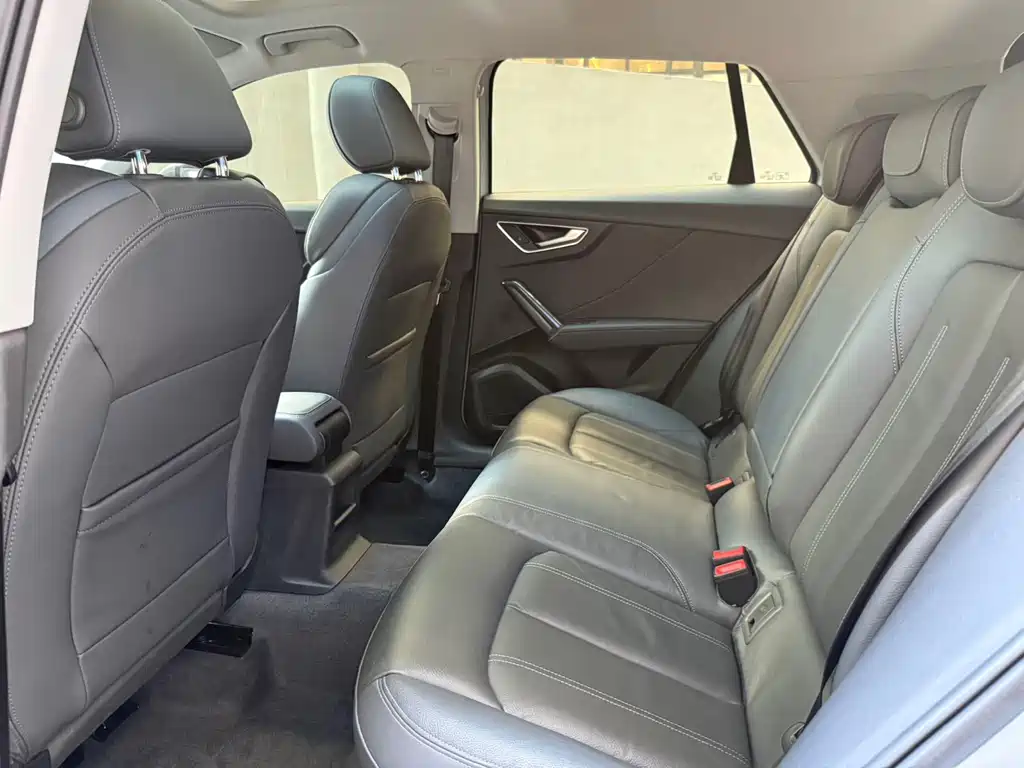 Audi Q2L — миниатюра 10