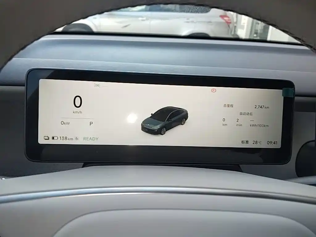 Leapmotor Leapmotor B01 — миниатюра 12