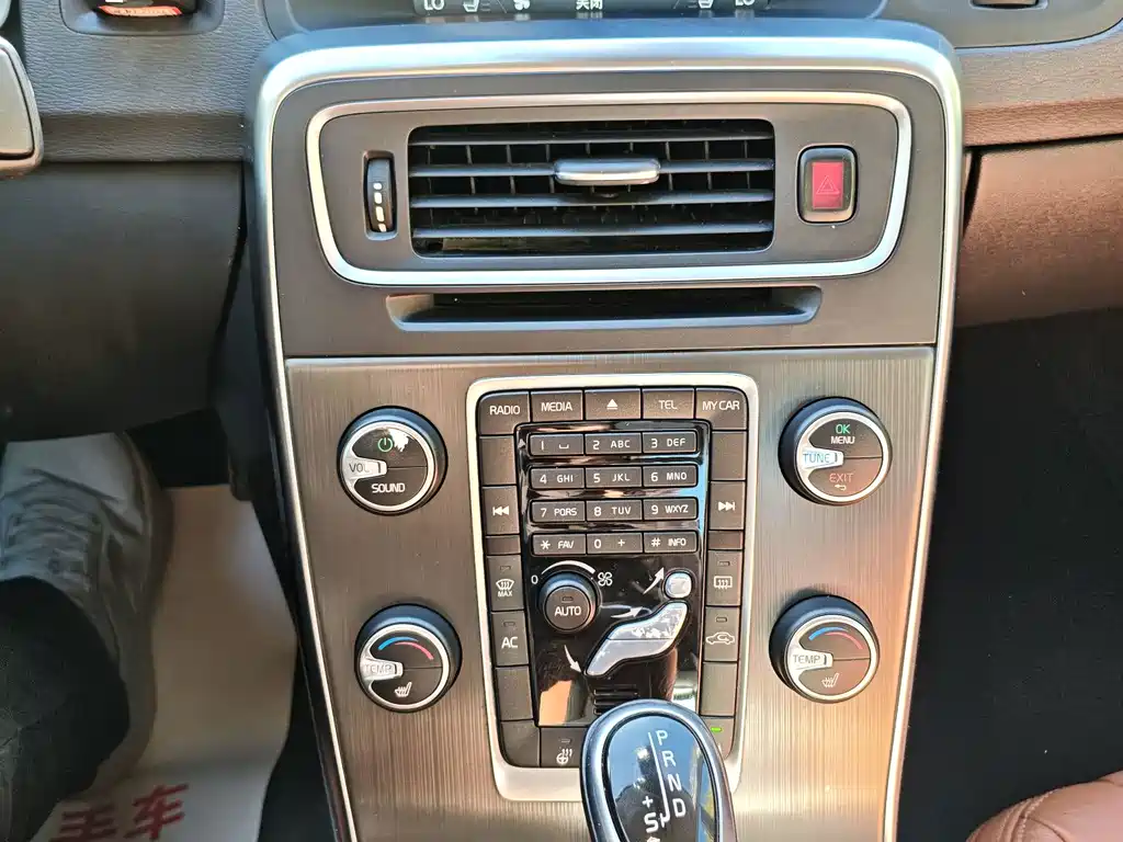 Volvo S60 — миниатюра 15