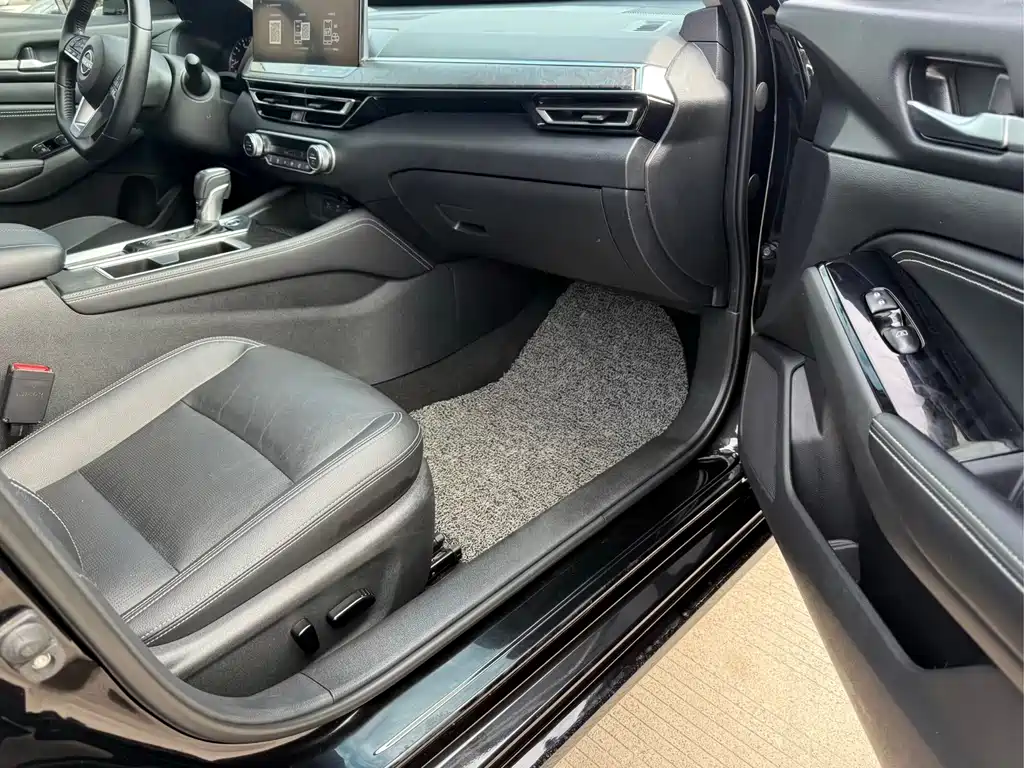 Nissan Teana — миниатюра 16