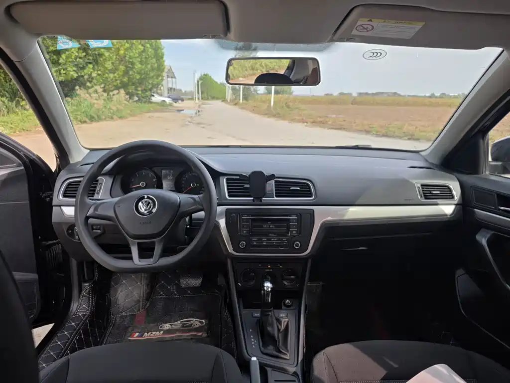 Volkswagen Lavida — миниатюра 10