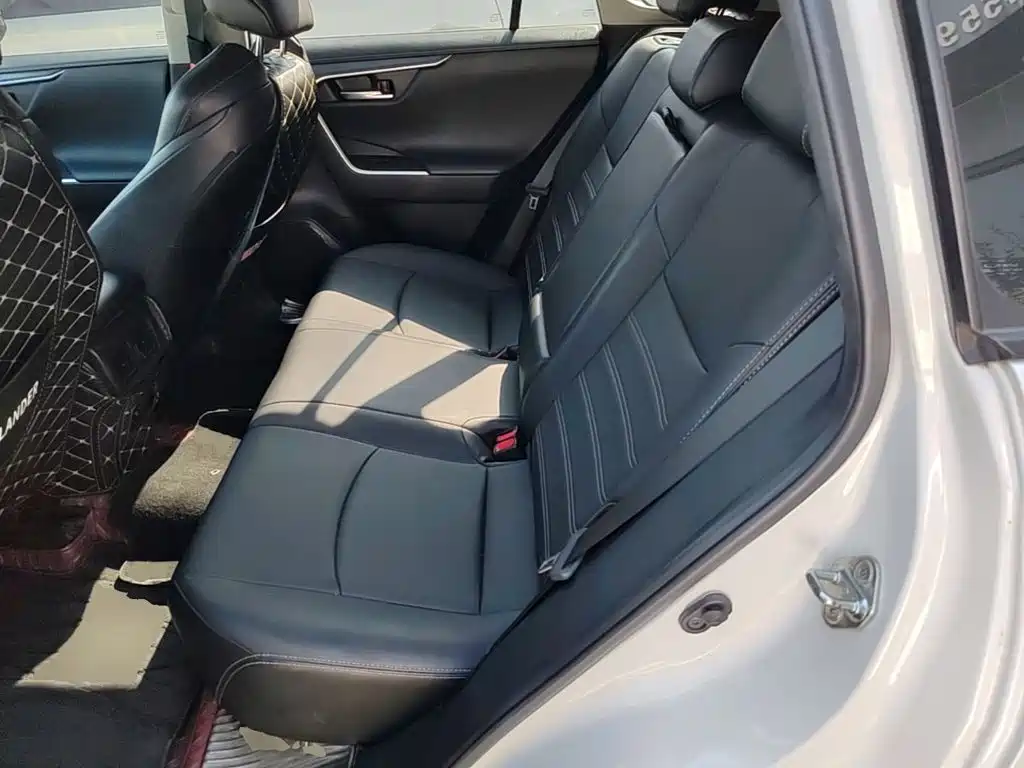 Toyota Wildlander — миниатюра 17