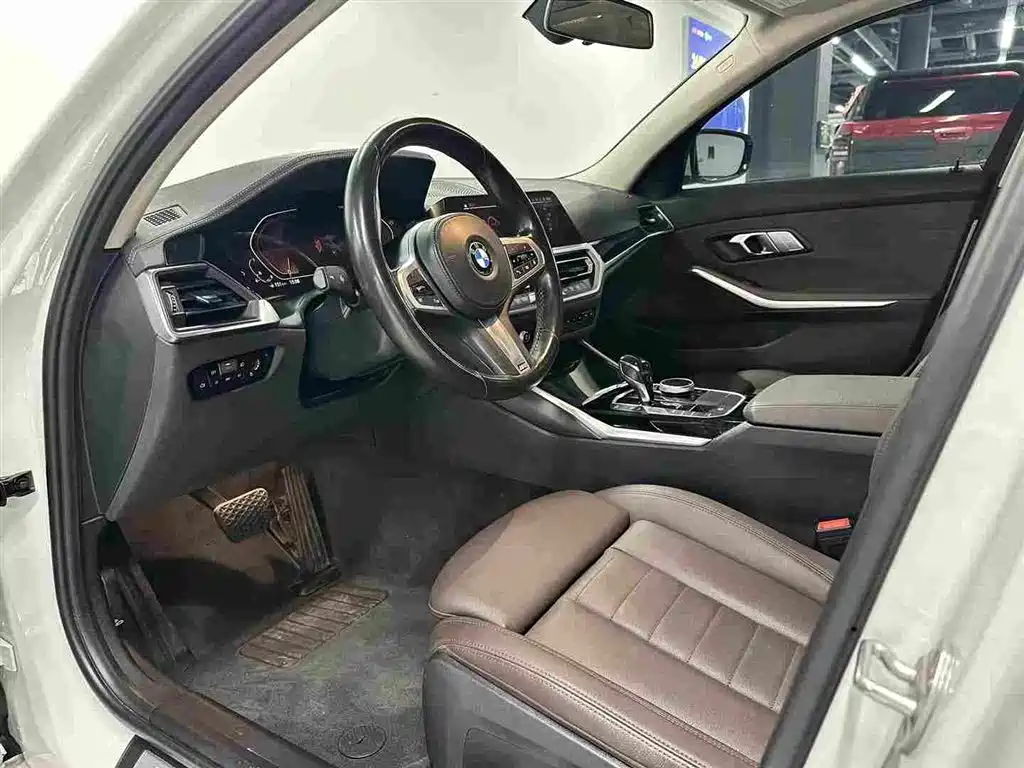 BMW 3 Series — миниатюра 11