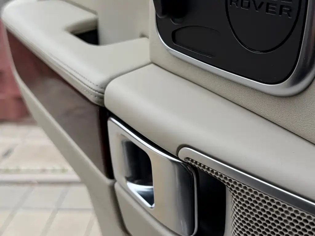 Land Rover Range Rover 2012 5.0 SC V8