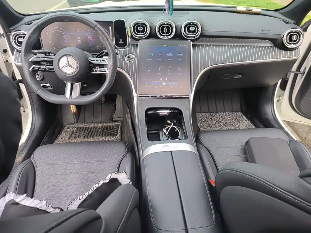 Mercedes-Benz C-Class — миниатюра 10