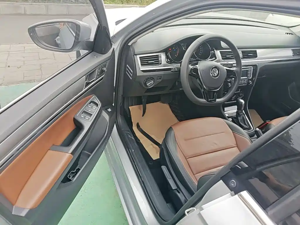Volkswagen Bora — миниатюра 16