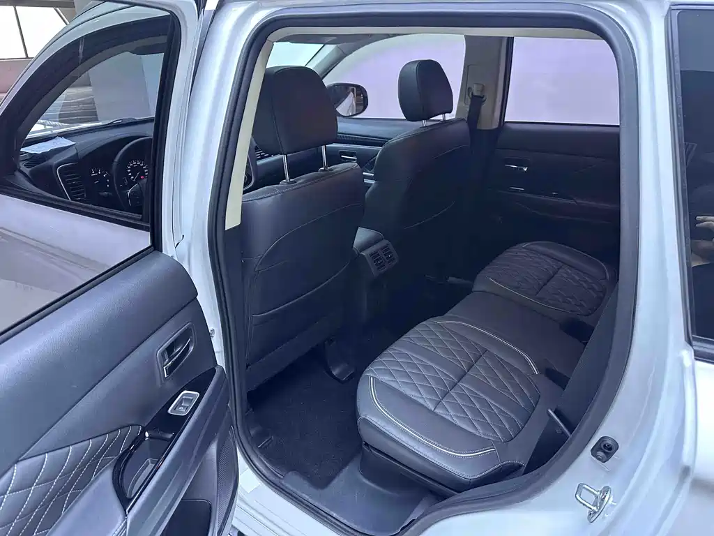 Mitsubishi Outlander 2021 2.0L Enjoy 5 мест