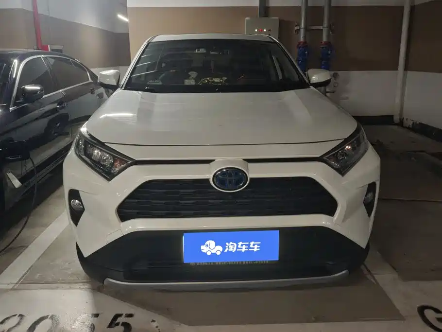 Toyota RAV4 — миниатюра 2