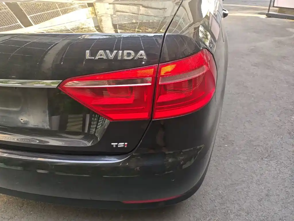Volkswagen Lavida — миниатюра 8