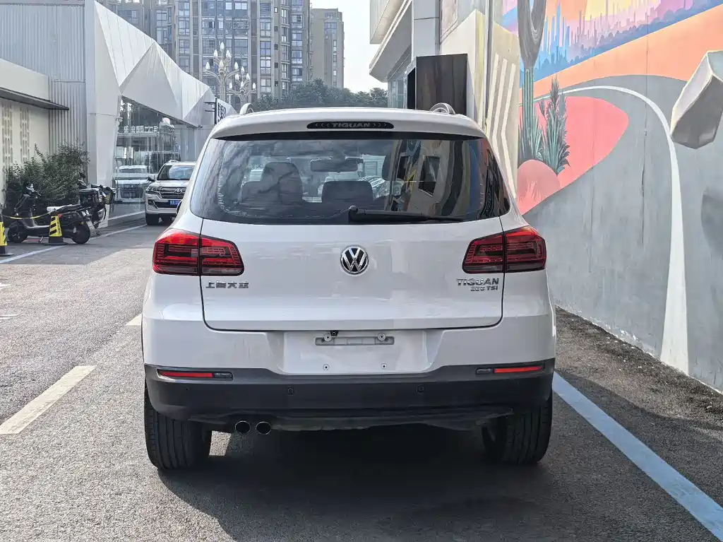Volkswagen Tiguan — миниатюра 4