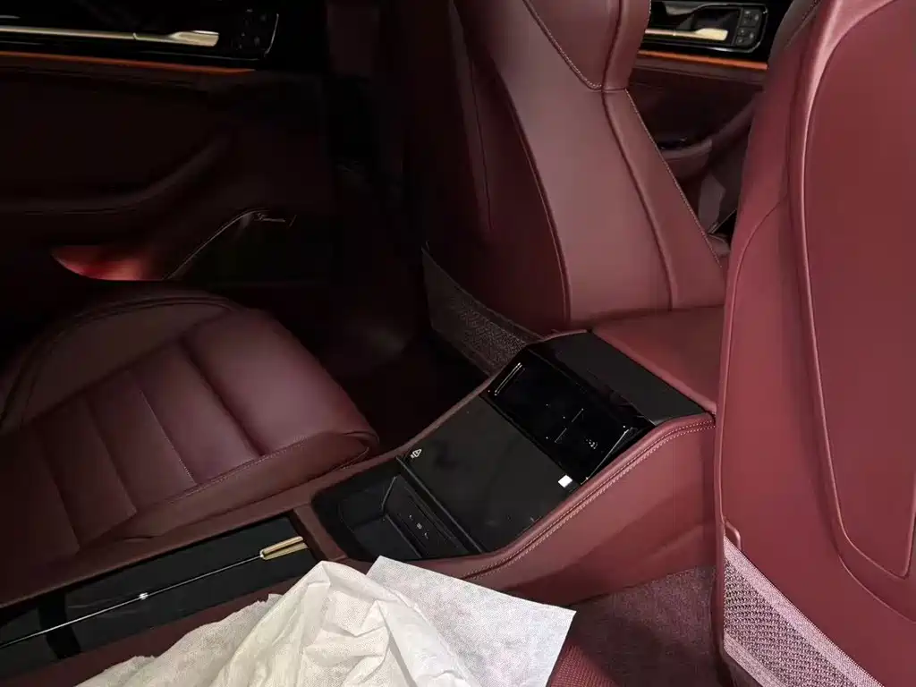 Porsche Panamera — миниатюра 4