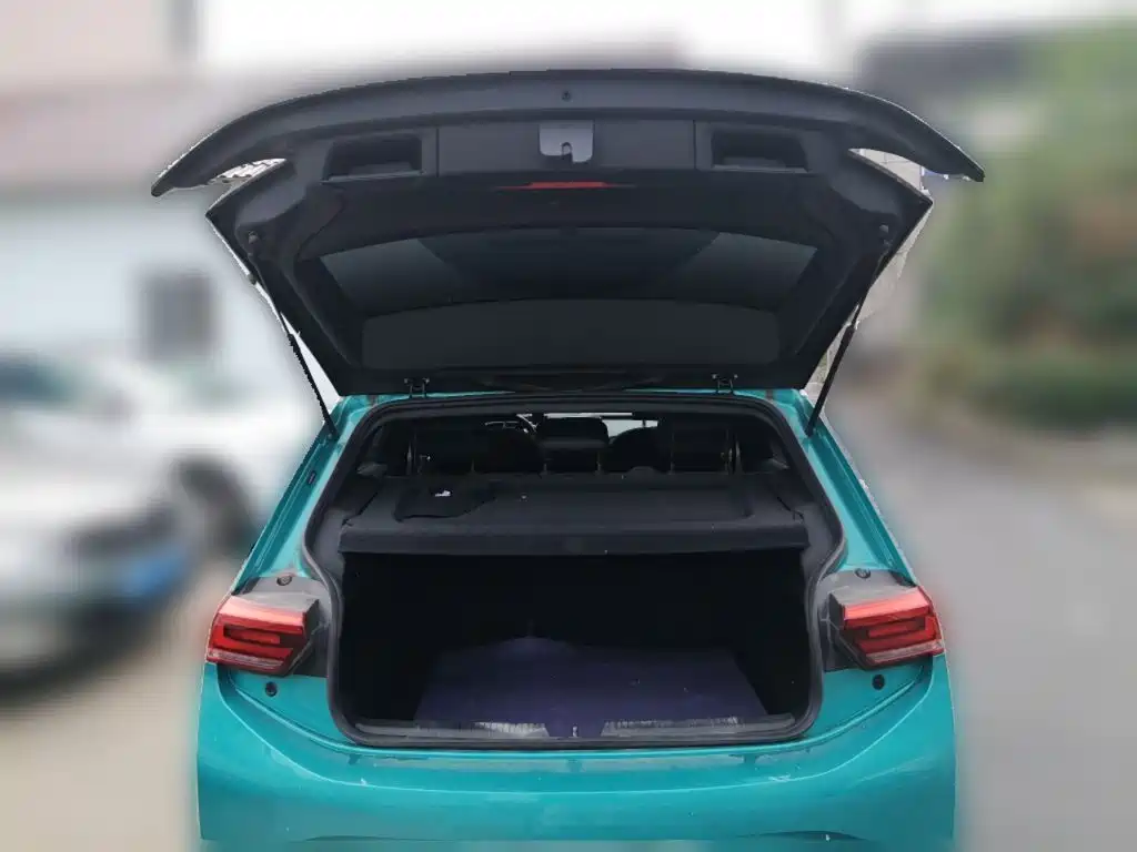 Volkswagen ID.3 — миниатюра 16