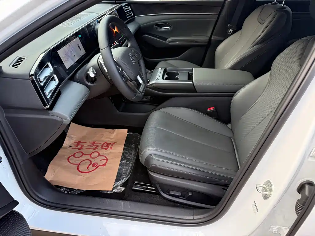 BYD Qin L — миниатюра 4