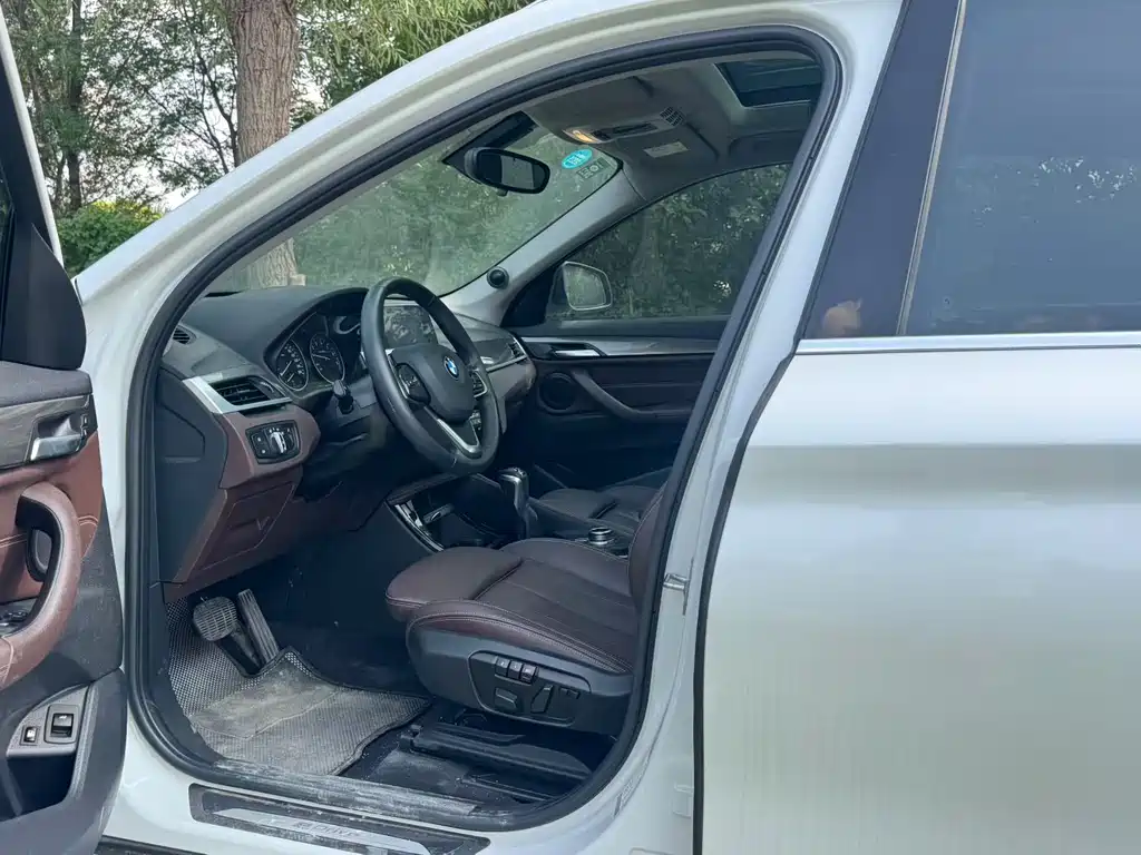 BMW X1 New Energy — миниатюра 4