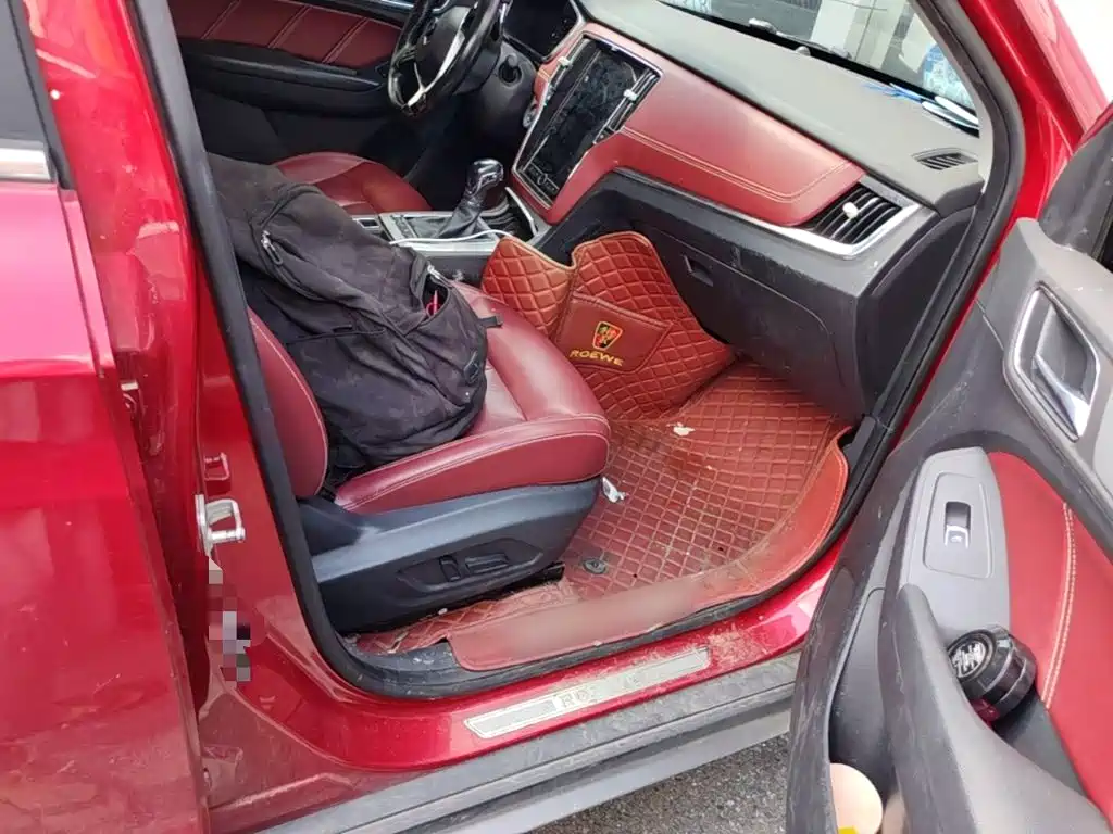 Roewe RX5 — миниатюра 9