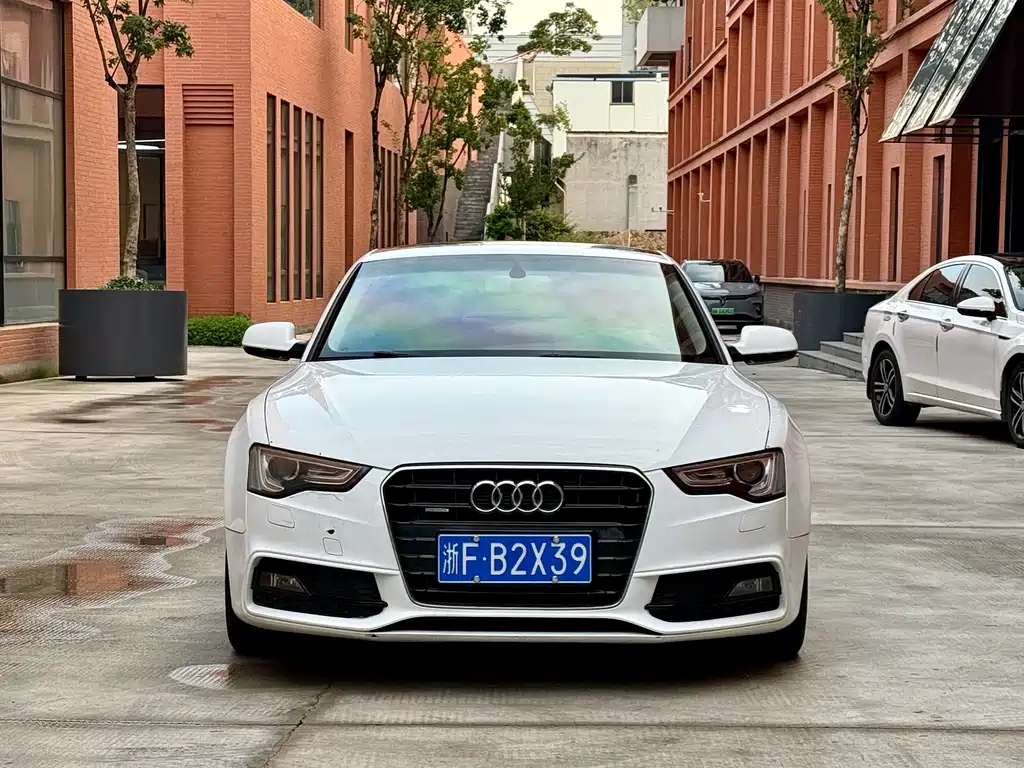Audi A5 (Import) — миниатюра 2