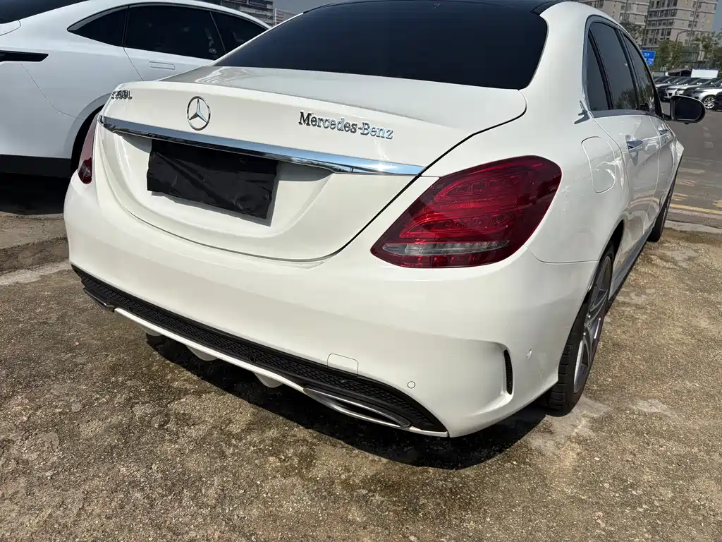 Mercedes-Benz C-Class — миниатюра 3