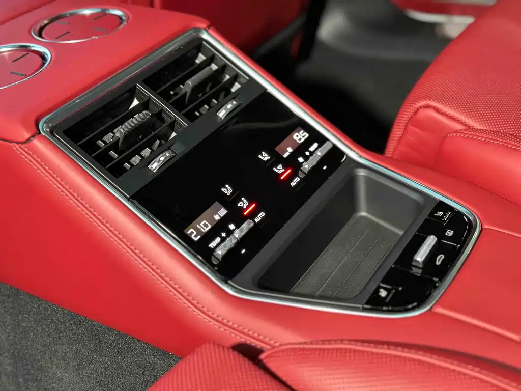 Porsche Panamera — миниатюра 22