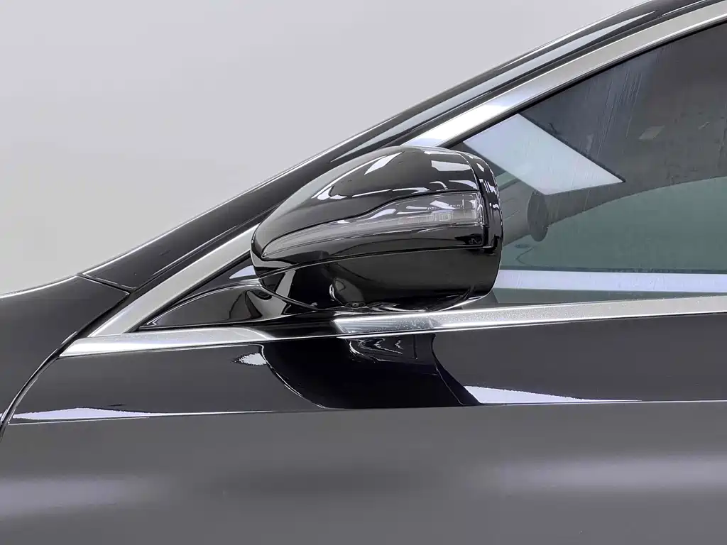 Mercedes-Benz E-Class E 2023 E 300 L Luxury