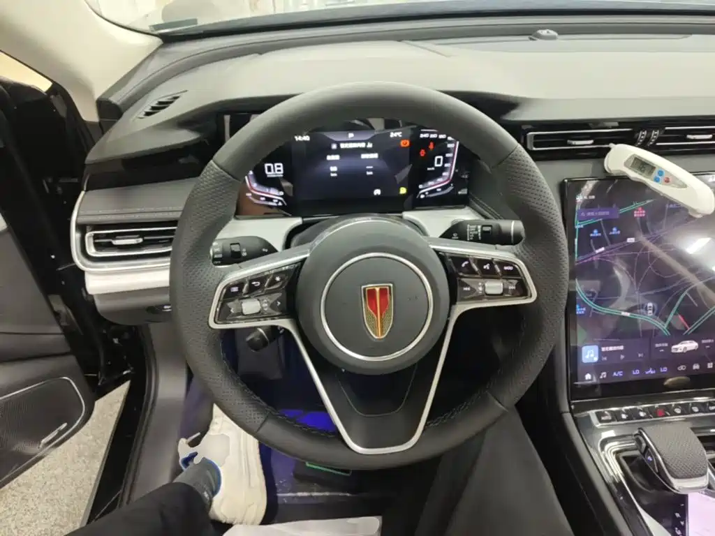 Hongqi Hongqi H5 — миниатюра 11