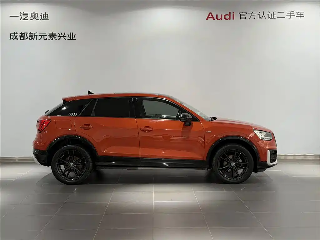 Audi Q2L — миниатюра 3