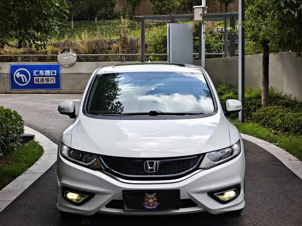Honda Jade — миниатюра 2