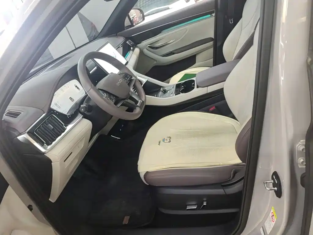 BYD PLUS New Energy — миниатюра 15