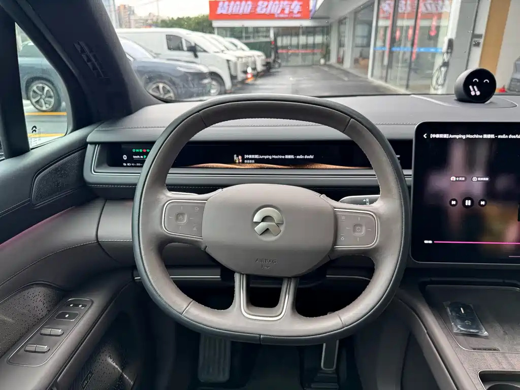 NIO ES8 — миниатюра 20