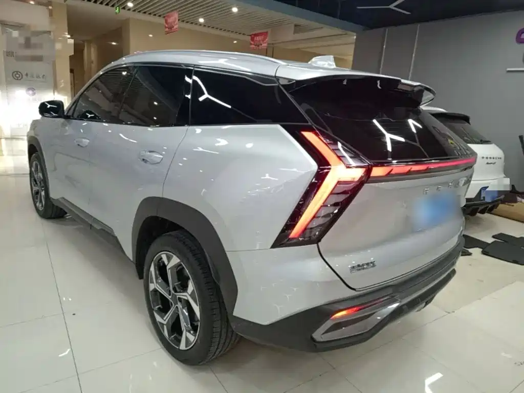 Geely Boyue L — миниатюра 5