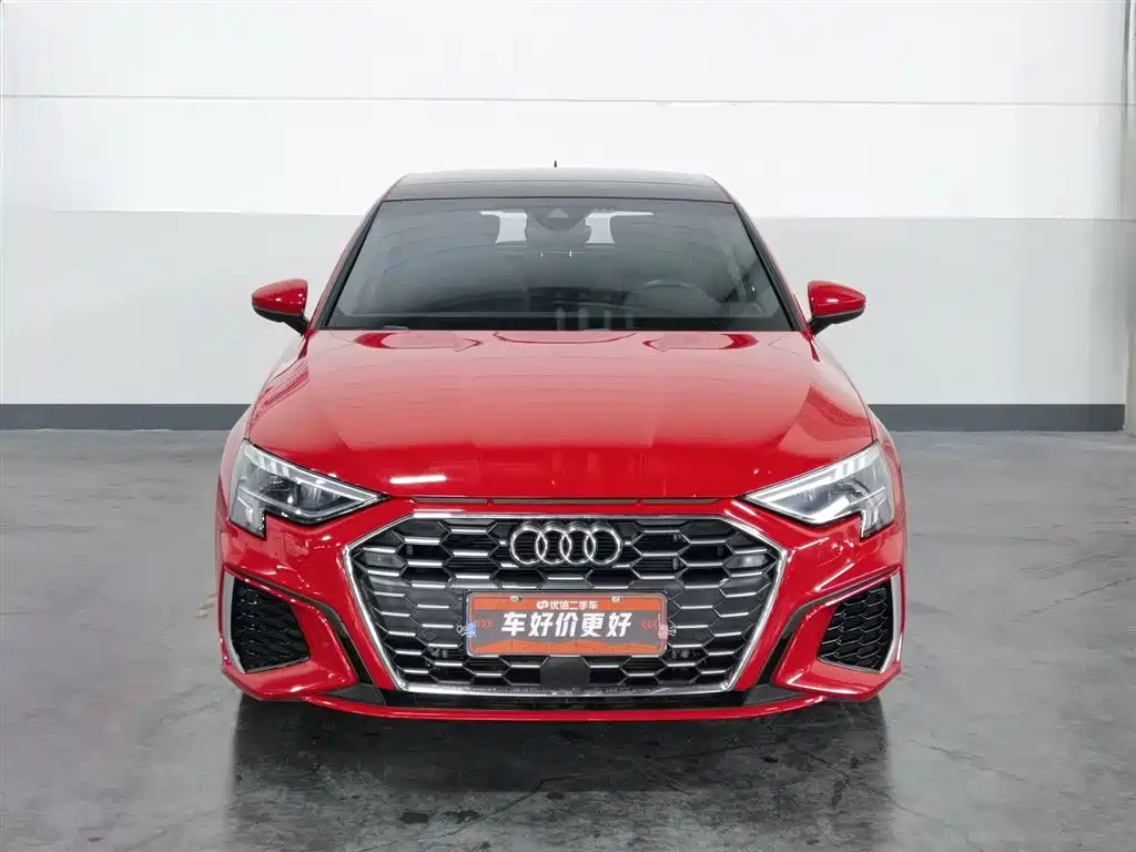 Audi A3 2023 Sportback 35 TFSI Luxury Sport