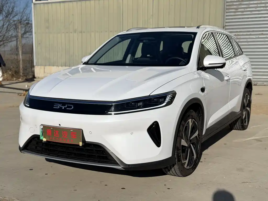 BYD SEA LION 05 DM I