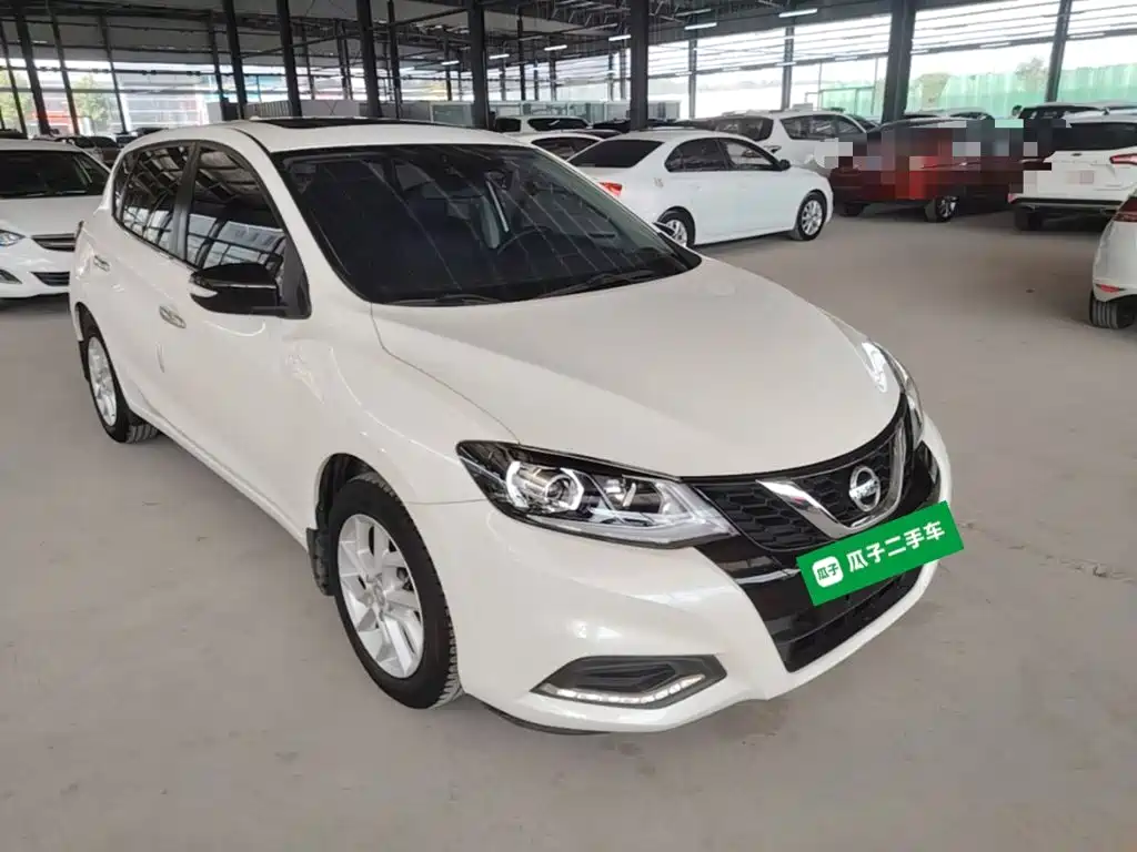 Nissan Tiida — миниатюра 4