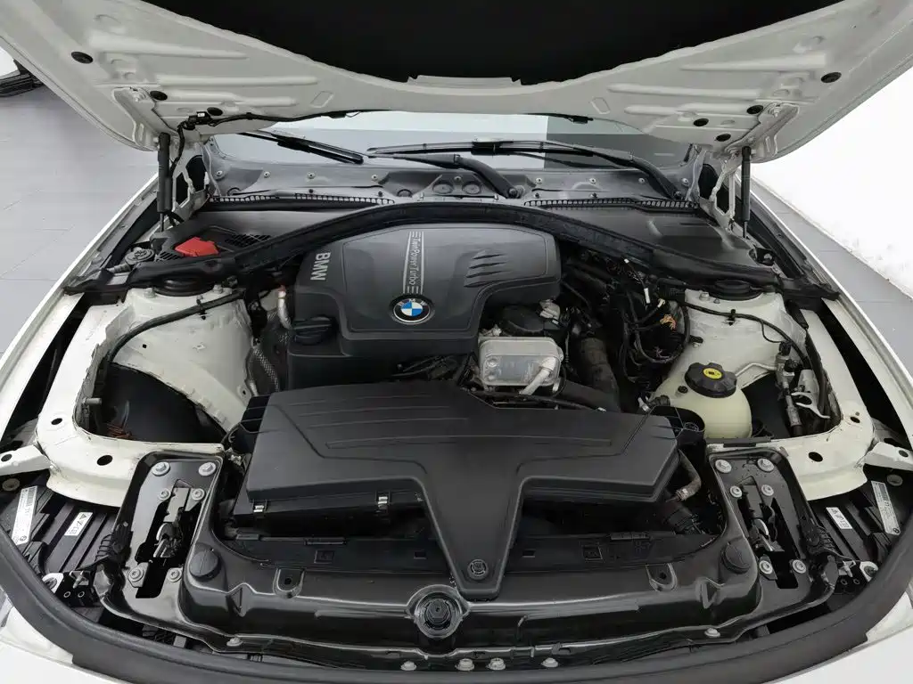 BMW 3 Series — миниатюра 6