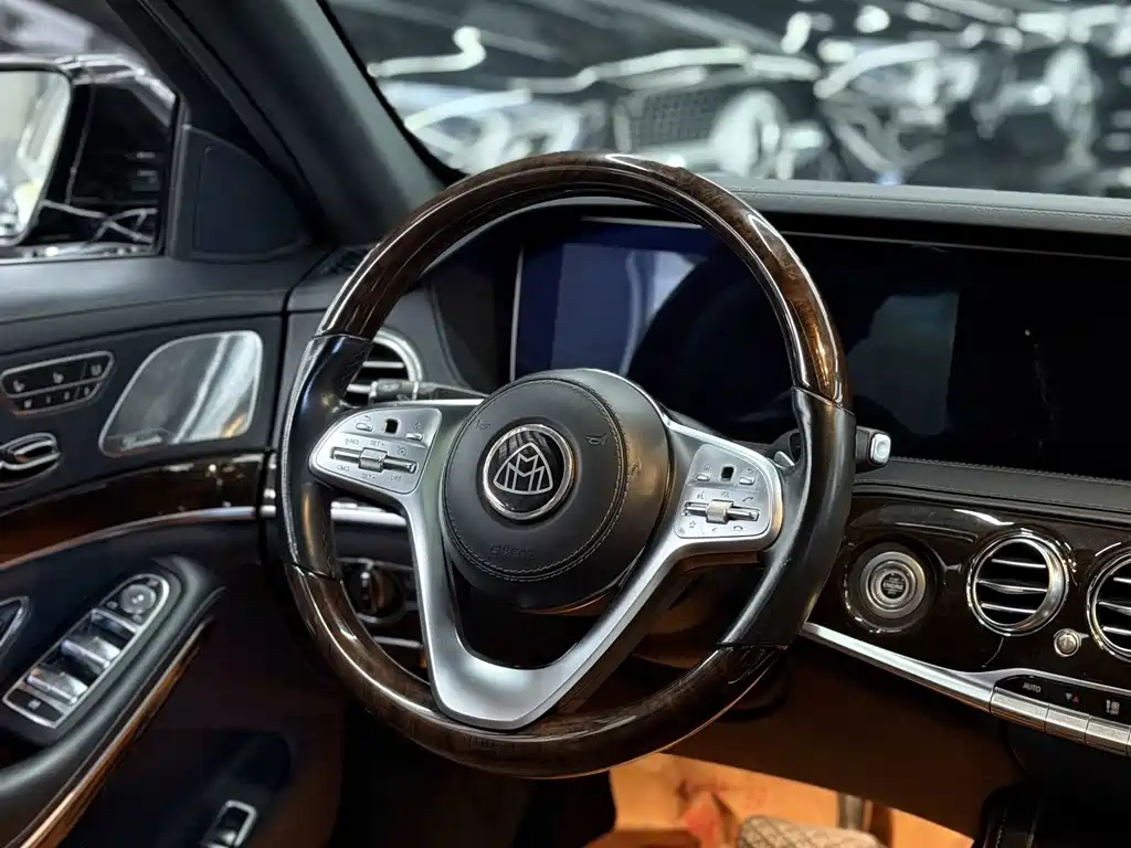 Mercedes-Benz S-Class — миниатюра 5